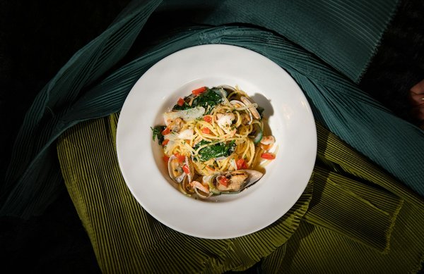 Create the perfect crispy fish and chips at home: your ultimate guide to crafting irresistible tartar sauce