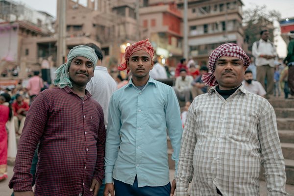 Master Your Office Look: Pro Tips to Confidently Rock the Pencil Skirt